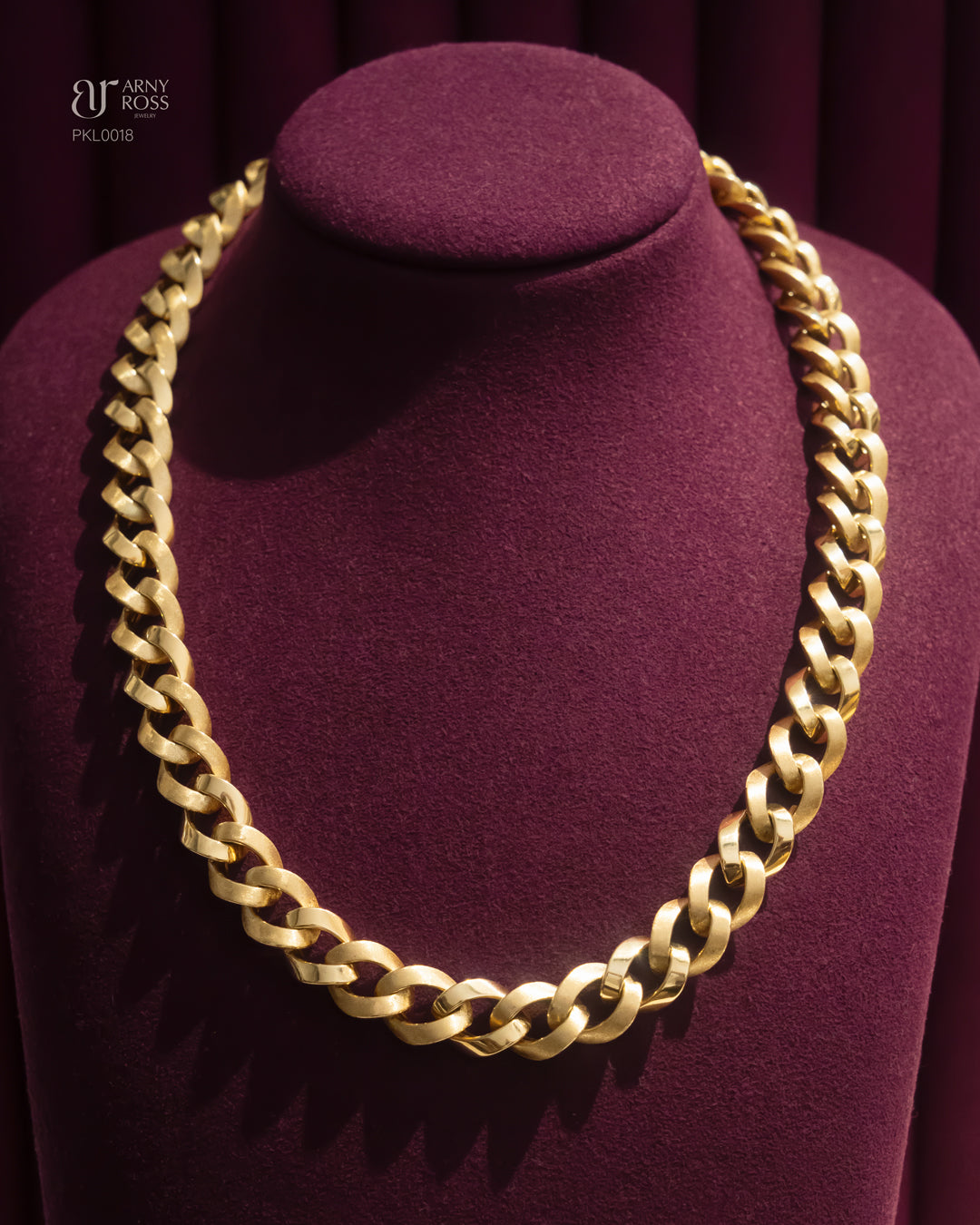 Classic Curb Necklace